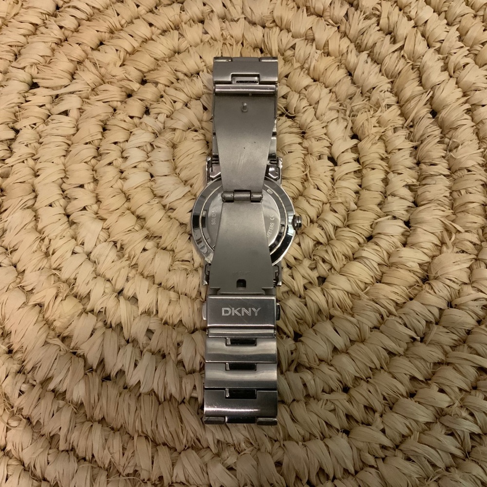 Dkny Watch - image 3